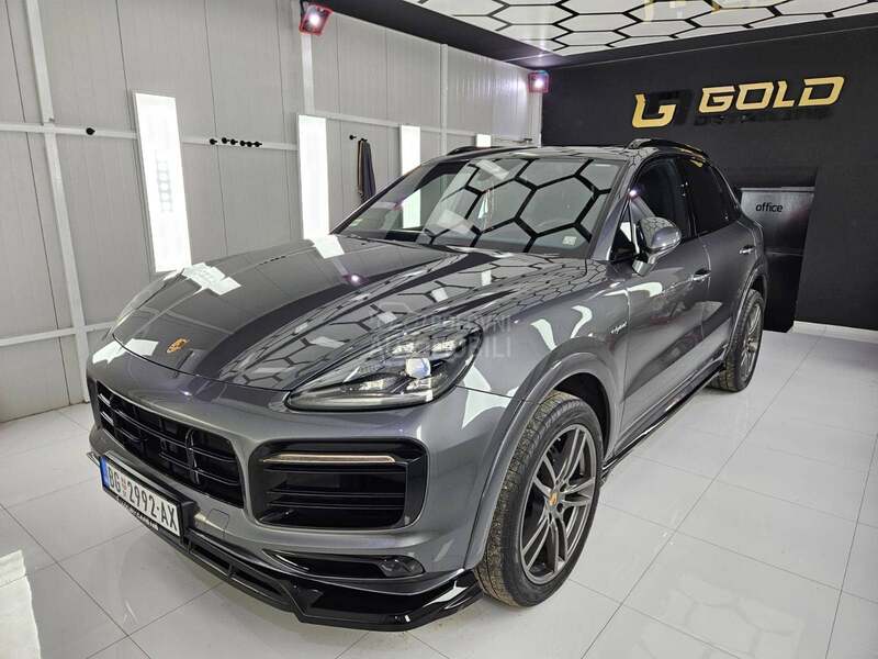 Porsche Cayenne GTS optic