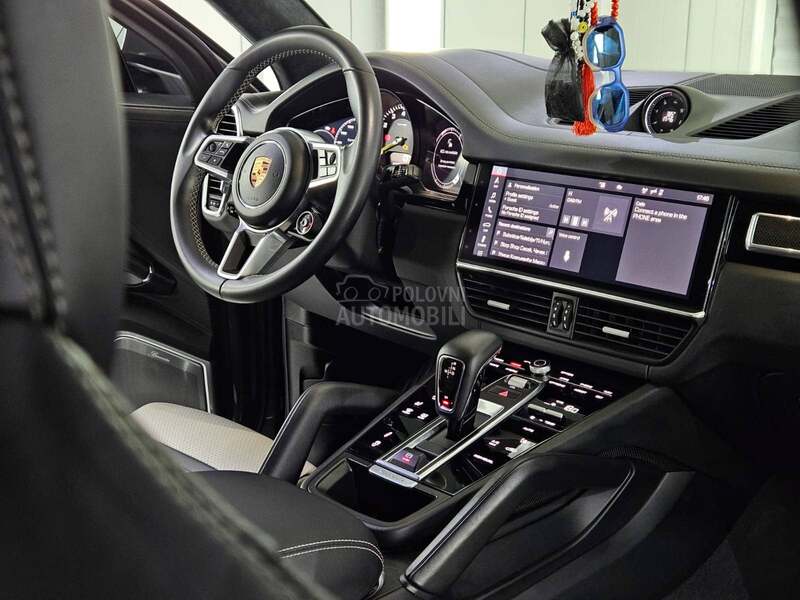 Porsche Cayenne GTS optic