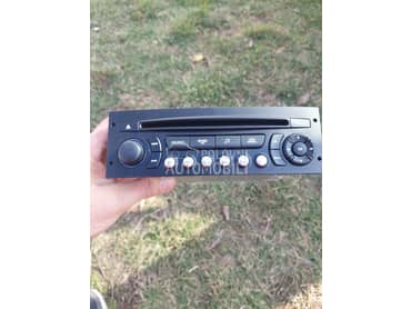 CD plejer za Peugeot 207