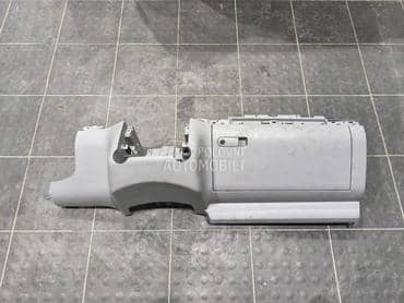 Svetlo siva kaseta za Volkswagen Touareg od 2003. do 2010. god.