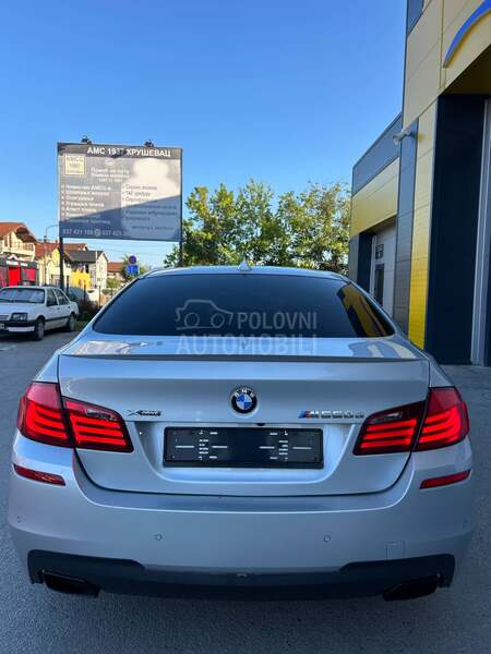 BMW M550 