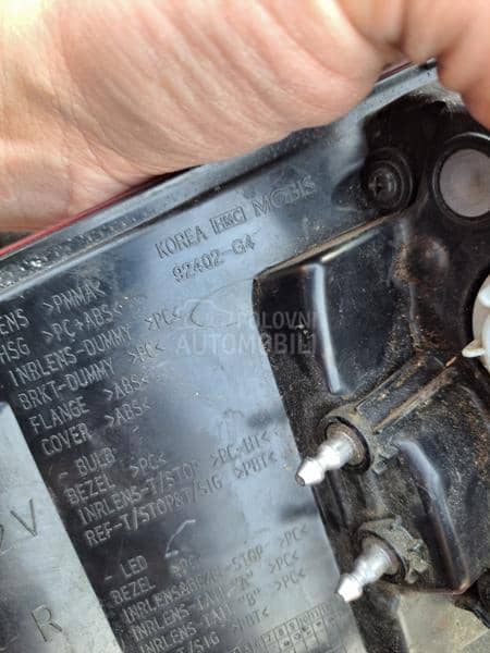 Levo štop svetlo levi štop