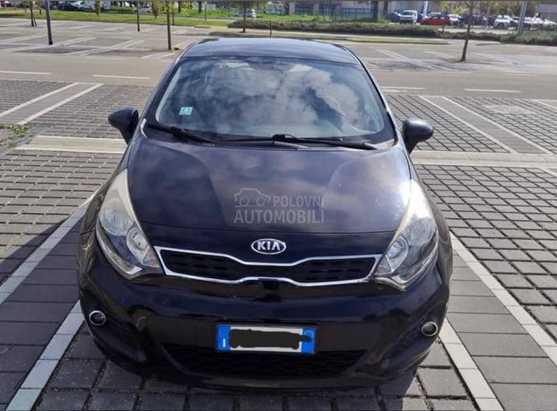 Kia Rio 2012. god. -  kompletan auto u delovima
