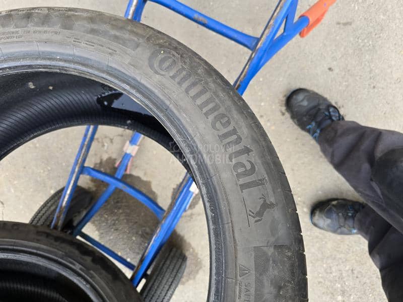 Continental 255/45 R20 Letnja