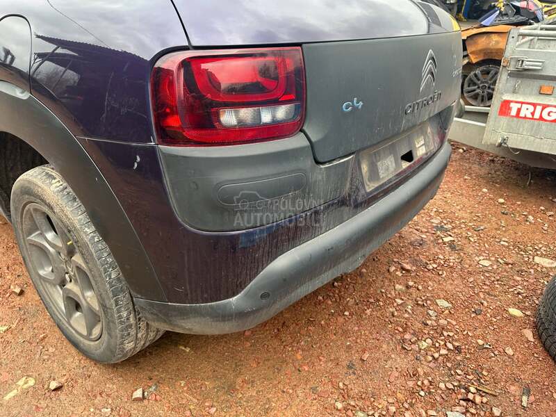Citroen C4 Cactus KBQC 2015. god. -  kompletan auto u delovima