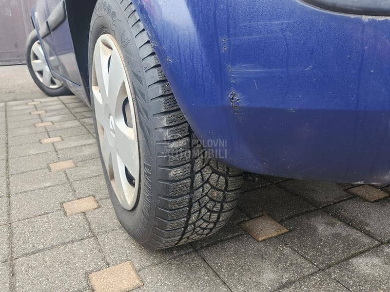 Firestone 195/65 R15 Sve sezone