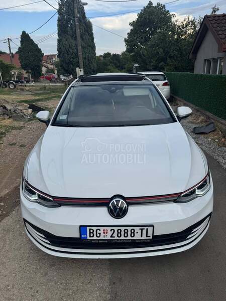Volkswagen Golf 8 IQ Pano