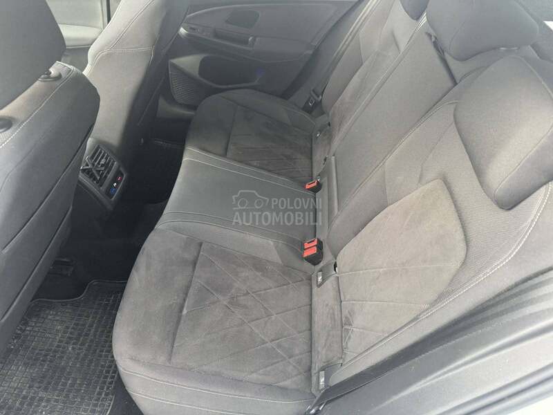 Volkswagen Golf 8 IQ Pano