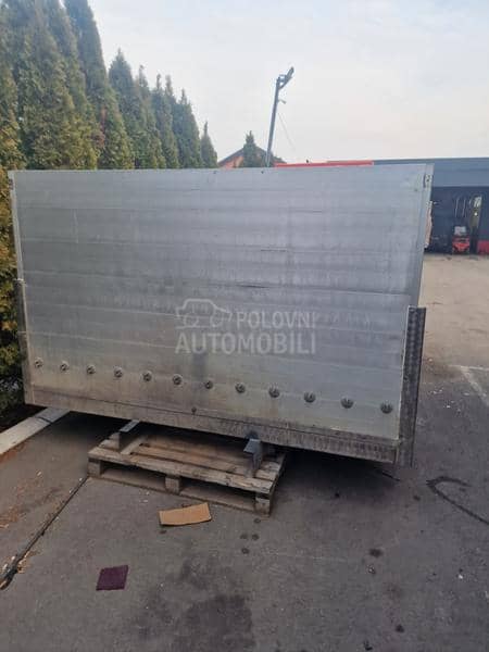Sanduk aluminijumski 6m