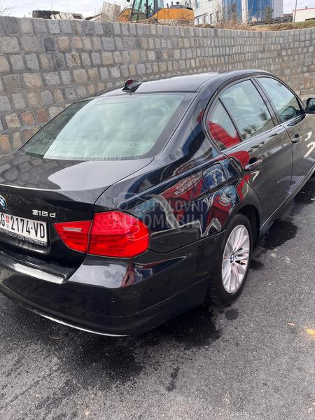 BMW 318 BUSINESS