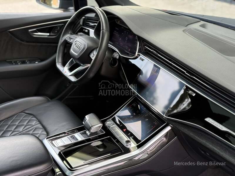 Audi A8 S-LINE