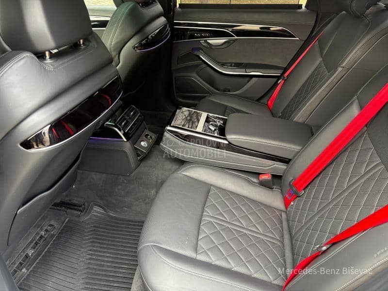 Audi A8 S-LINE