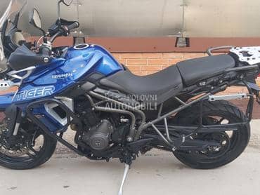 Triumph Tiger 800 XRX LRH