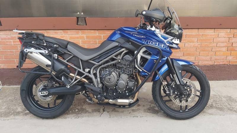 Triumph Tiger 800 XRX LRH