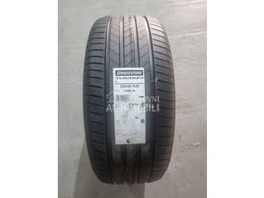 Bridgestone 255/45 R20 Letnja