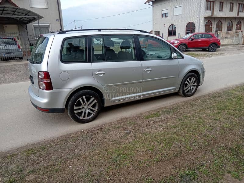 Volkswagen Touran 1.9 tdi