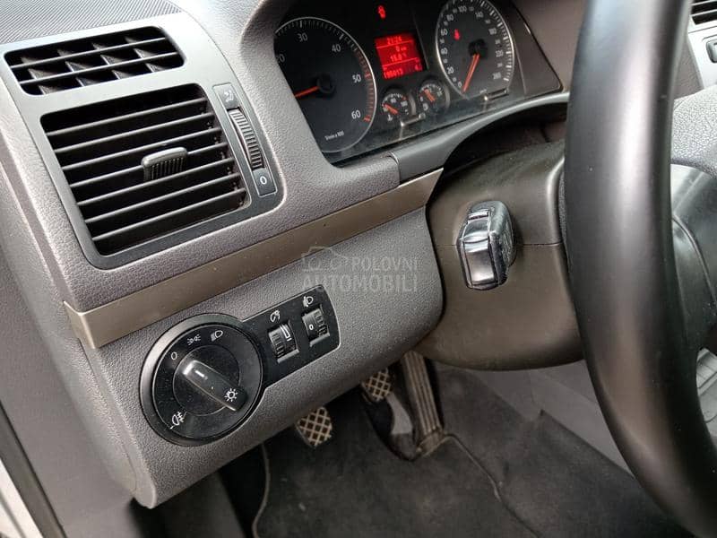 Volkswagen Touran 1.9 tdi