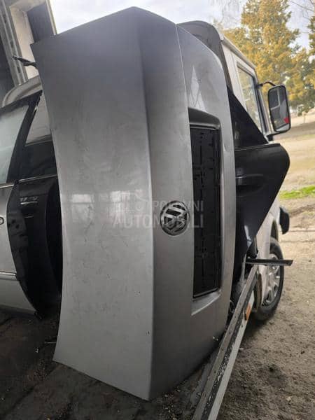 gepek vrata limuzina