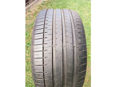 Falken 285/35 R22 Letnja