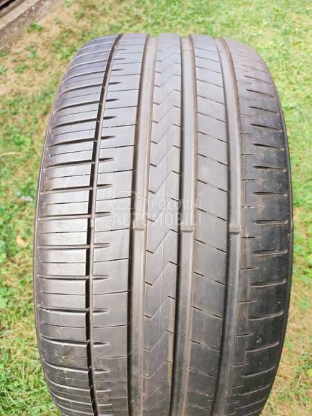 Falken 285/35 R22 Letnja