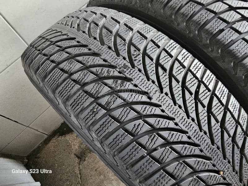 Michelin 235/65 R17 Zimska