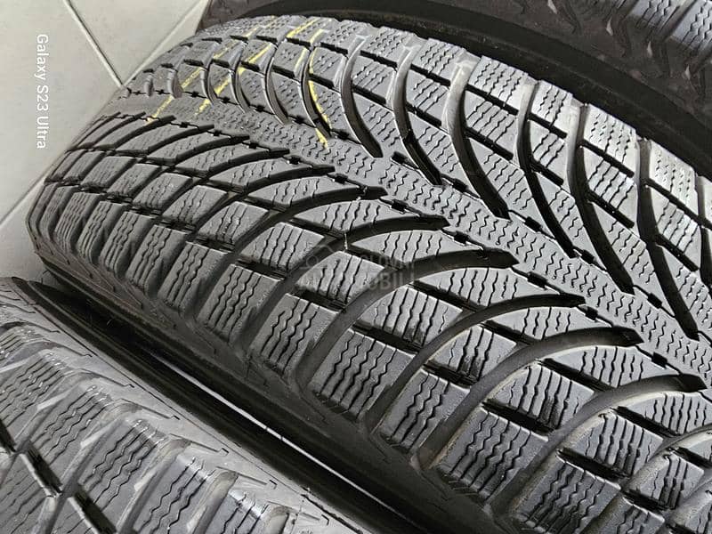 Michelin 235/65 R17 Zimska