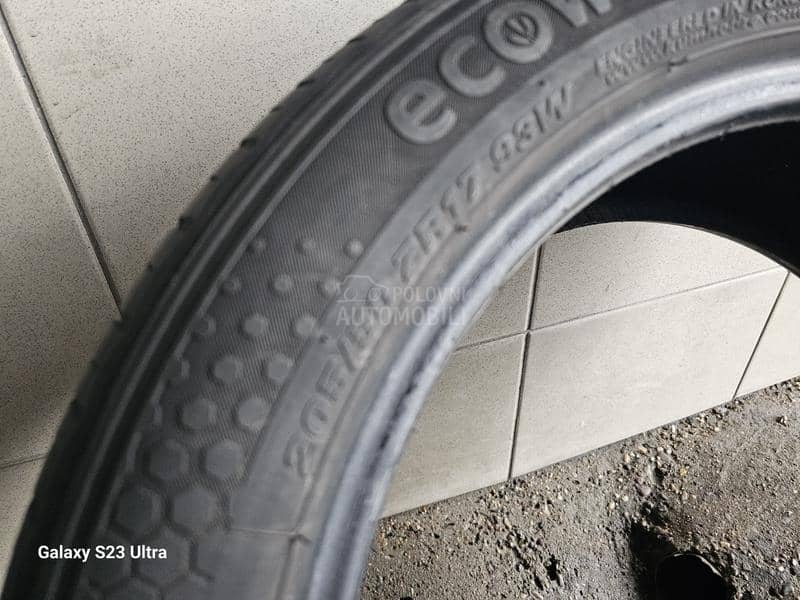 Kumho 205/50 R17 Letnja