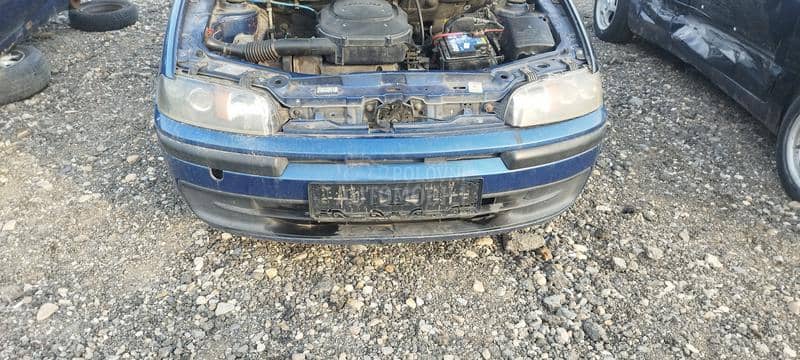 Fiat Punto 2003. god. -  kompletan auto u delovima