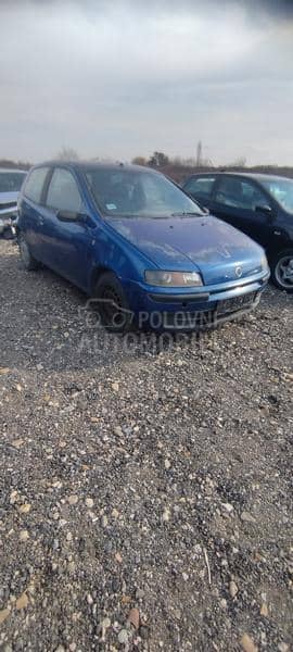 Fiat Punto 2003. god. -  kompletan auto u delovima