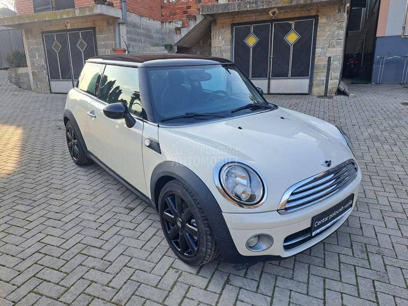 MINI Cooper 