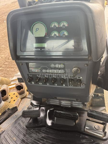 Komatsu D65EX/15