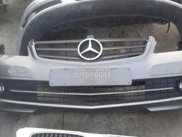 Mercedes Benz B Klasa 2008. god. -  kompletan auto u delovima
