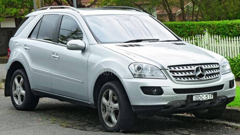 Poklopac motora 3.0CDI OM642