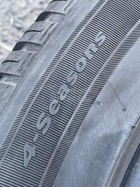 Hankook 245/45 R18 Sve sezone