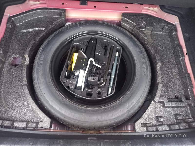 Peugeot 308 1.5 HDI ROAD TRIP