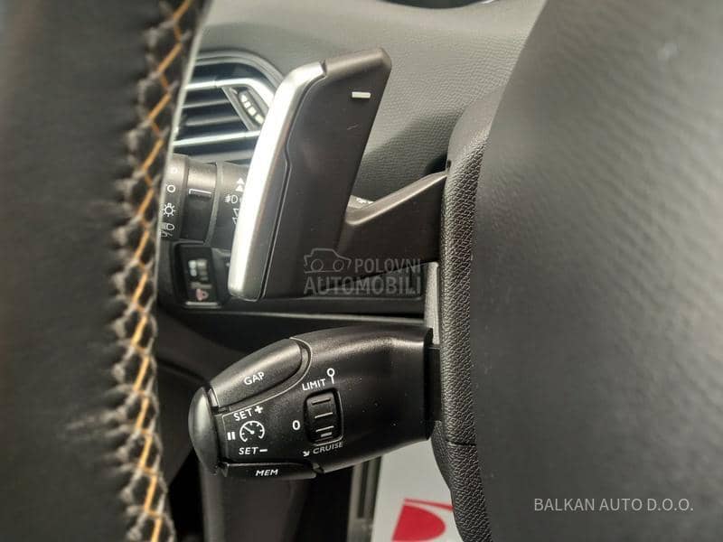 Peugeot 308 1.5 HDI ROAD TRIP