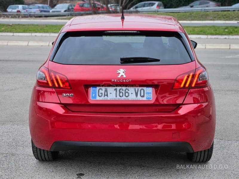 Peugeot 308 1.5 HDI ROAD TRIP
