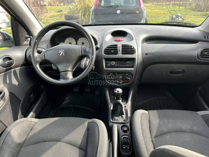 Peugeot 206 