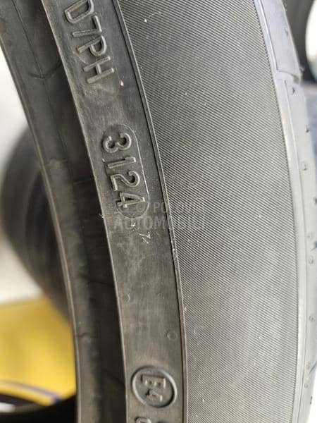 Continental 295/35 R23 Letnja
