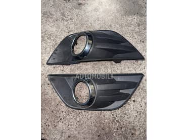 maska oko maglenke za Ford Kuga od 2008. do 2012. god.