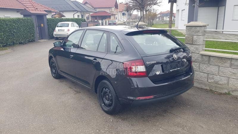 Škoda Rapid 1.0 TSI CH OŠTEĆENA