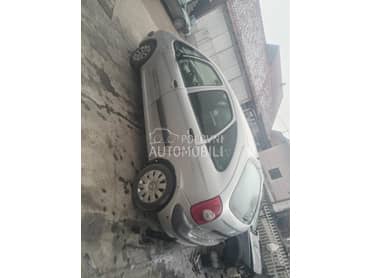 Blatobran i krilo za Citroen Xsara Picasso