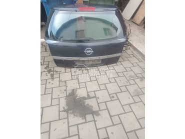 gepek vrata za Opel Astra H