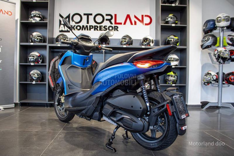 Piaggio BEVERLY 300 Sport