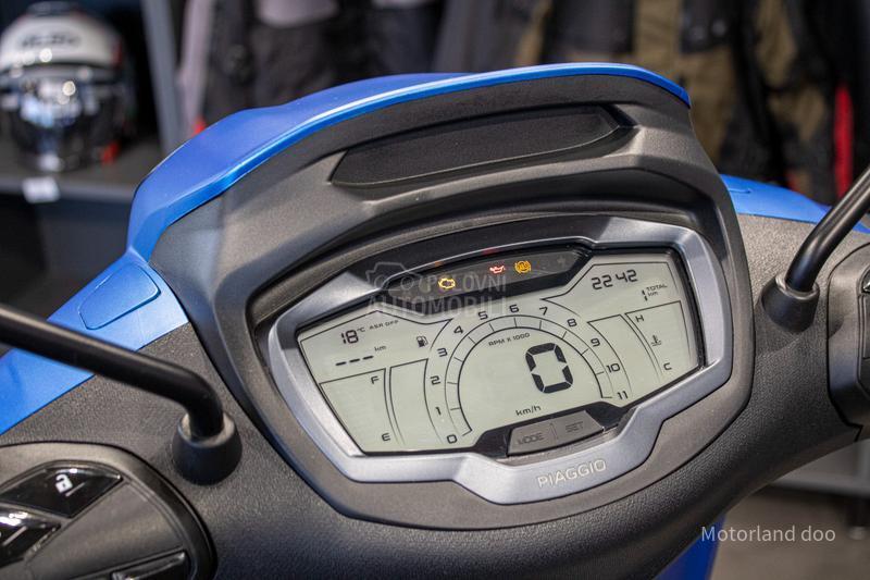 Piaggio BEVERLY 300 Sport