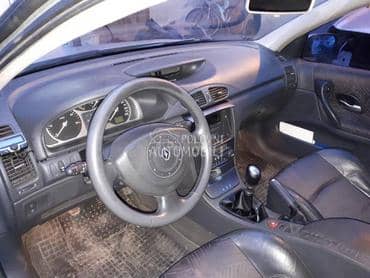 Enterijer za Renault Laguna od 2000. do 2007. god.