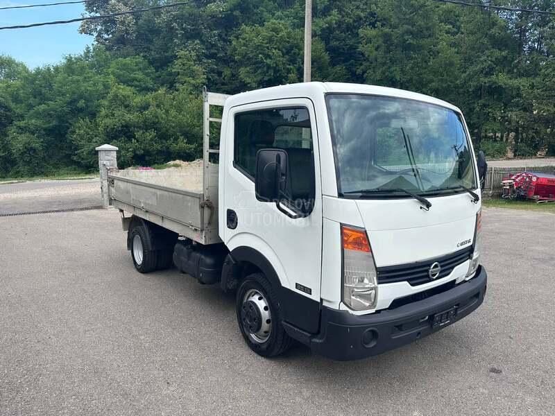 Nissan Cabstar