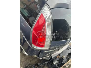 Stop svetla za Mazda 5 od 2005. do 2009. god.