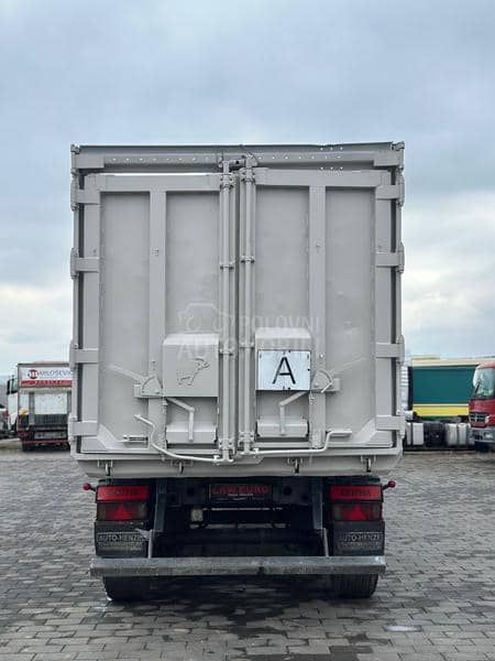 Schmitz 2005 55 KUBIKA