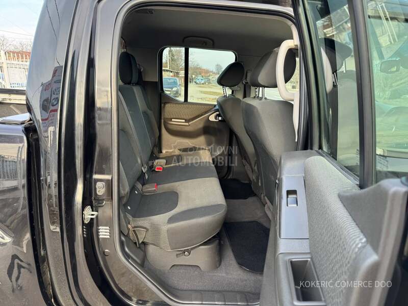 Nissan Navara 2.5.4X4 T.O.P CH